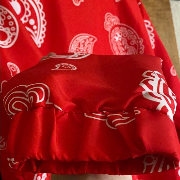 Crew neck wind breaker - Picture 6 of 7